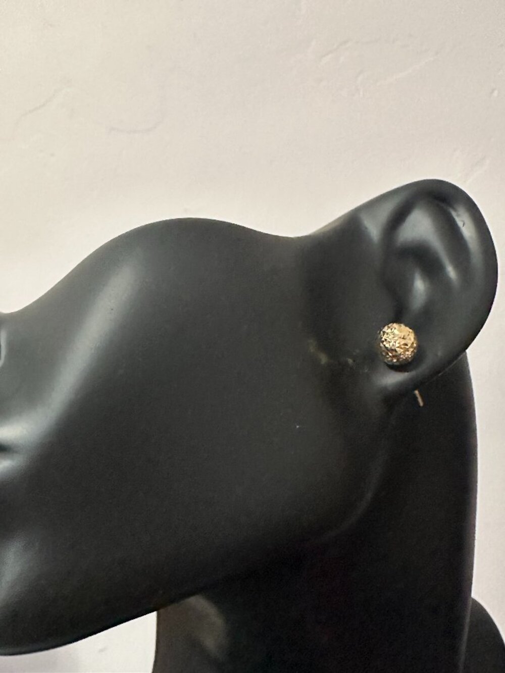 18K Gold Earrings Stud Balls Textured - Picture 10 of 11